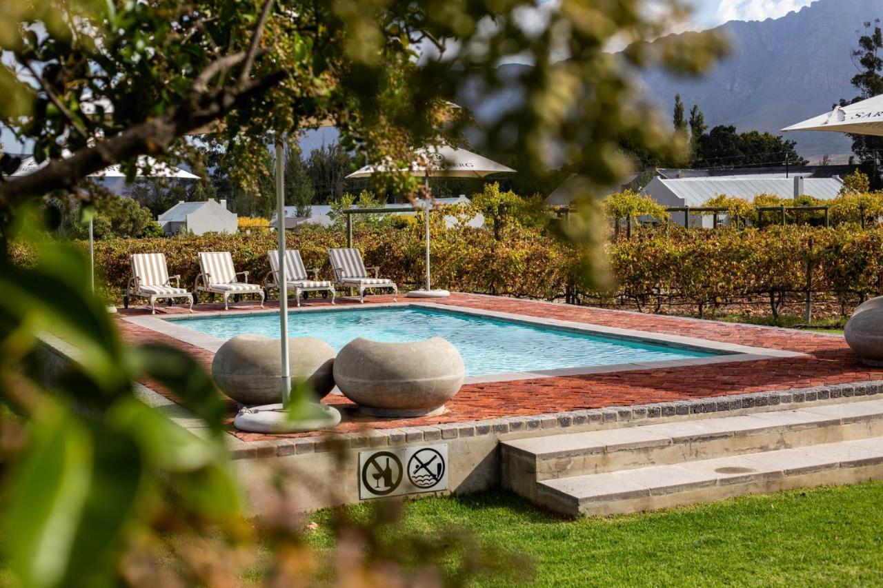 Saronsberg Vineyard Cottages Тулбаг Екстериор снимка